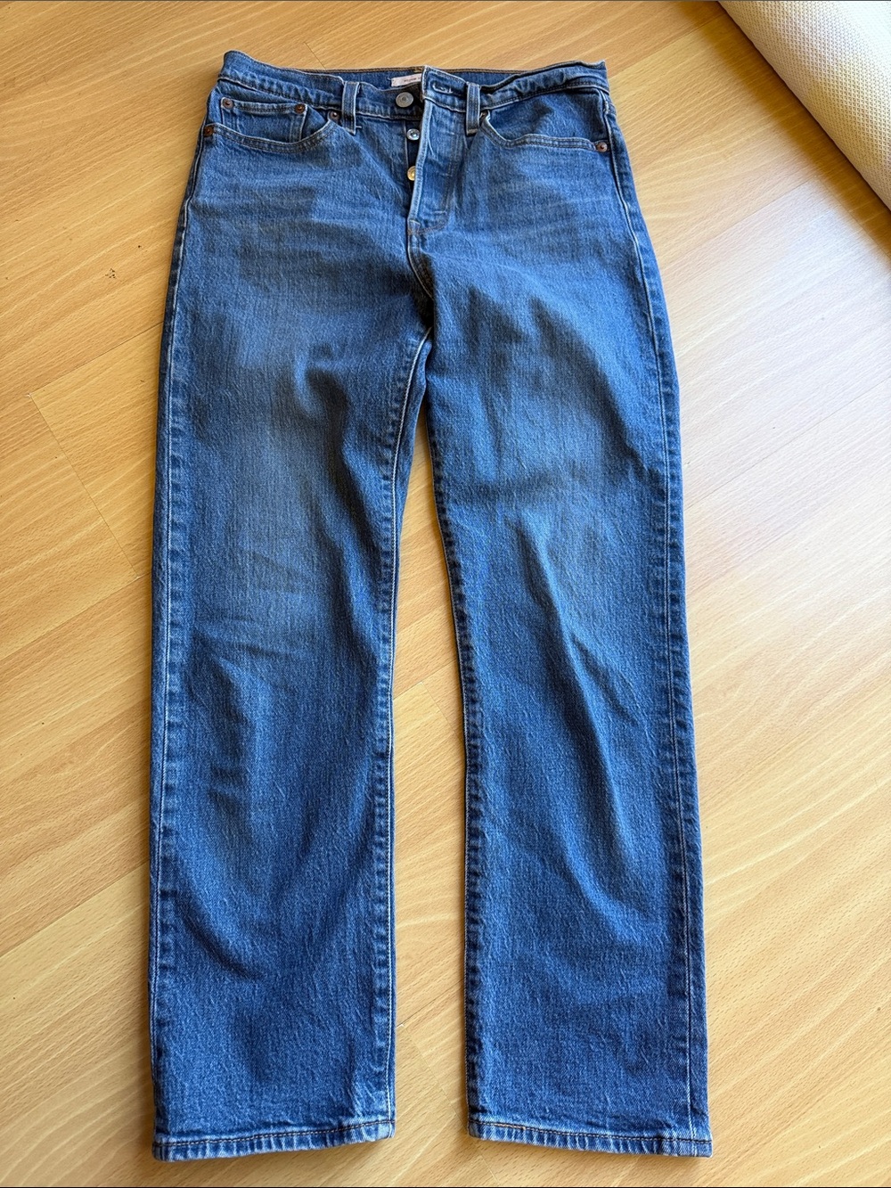 Classic Women's Levi’s Wedgie Straight-Leg Jeans